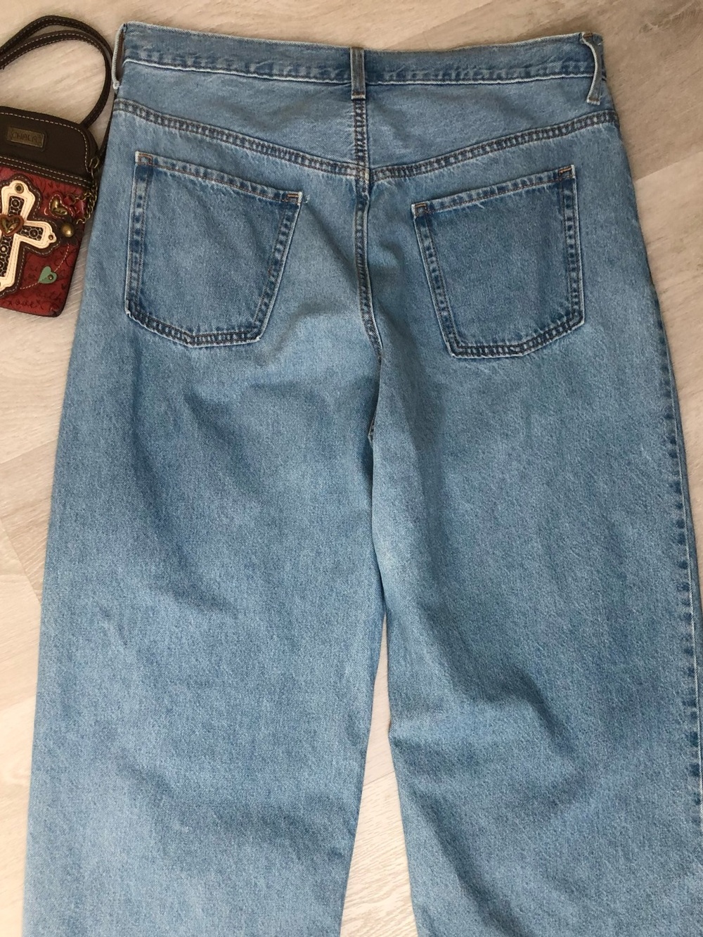 Old Navy High Rise Wide Leg Baggy Jeans Light Wash Size 16 - Picture 4 of 12